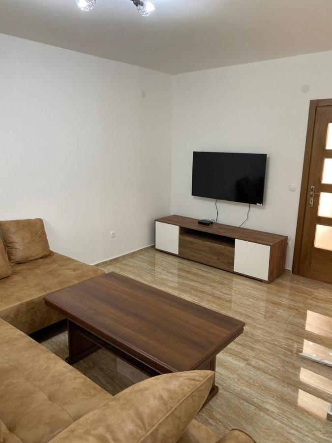 Apartman 02 Бар Екстер'єр фото